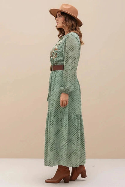 Plus Size Tassel Tie Midi Dress