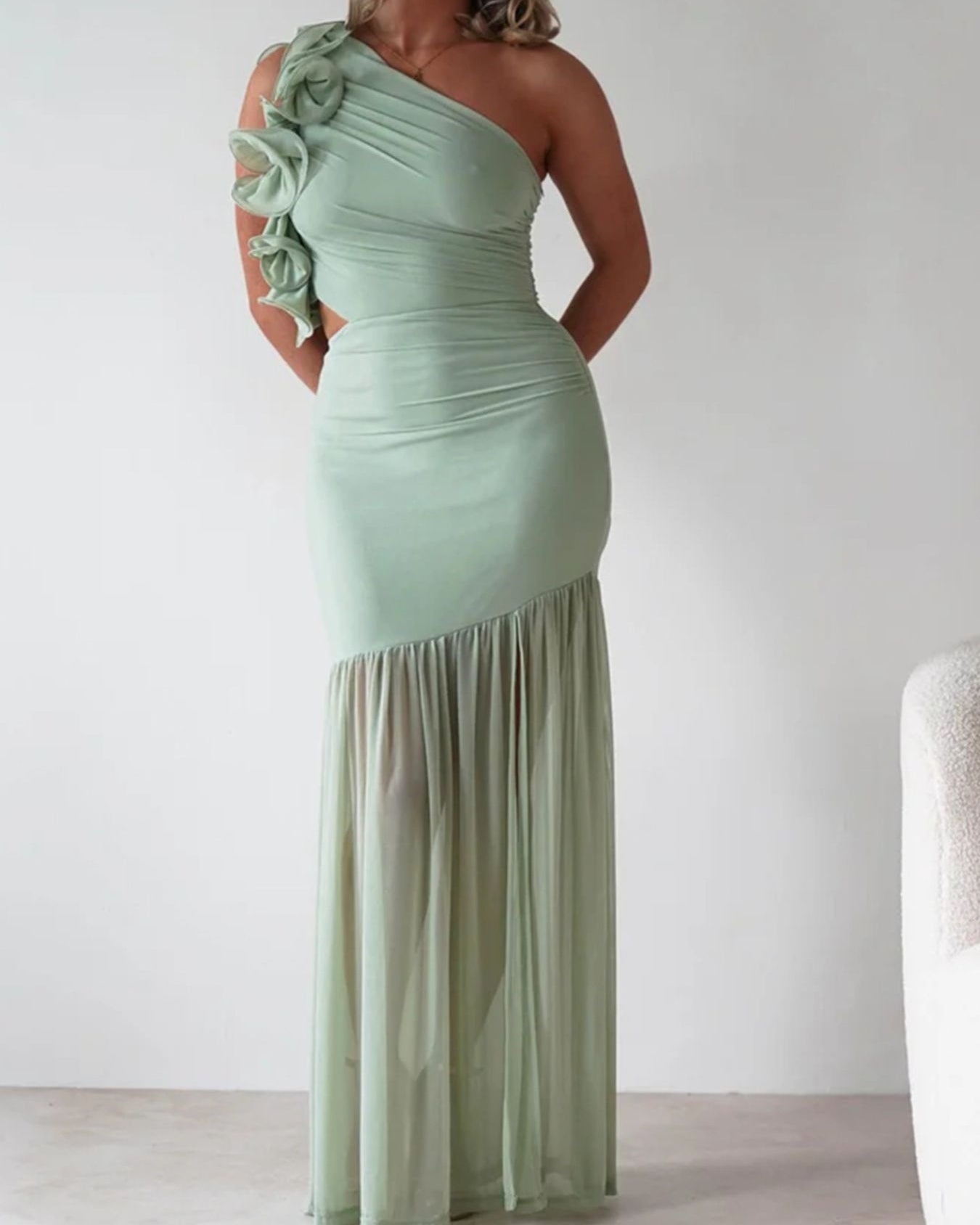 f76d9440-cc20-47a7-a067-c537d54214b6-Max